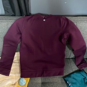 Lululemon sweatshirt